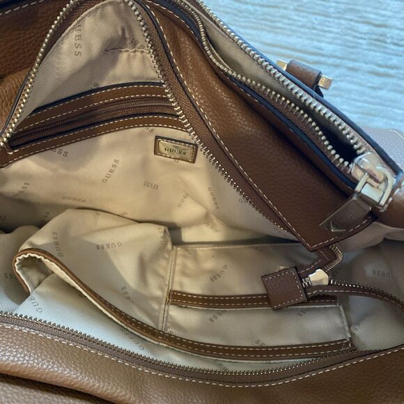 GUESS Raffie Carryall Purse Shoulder Strap Zip Pockets Brown Tan Camel Tote Bag - Picture 6 of 10